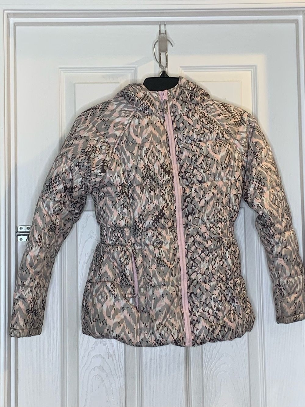 Girls Winter Puffer Jacket Attached Hood Full Zip Size Medium